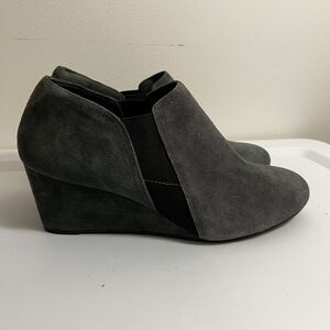 Vionic Wedge Stanton Pull On Gray Suede Comfort Orthotic Ankle Bootie Sz‎ 9